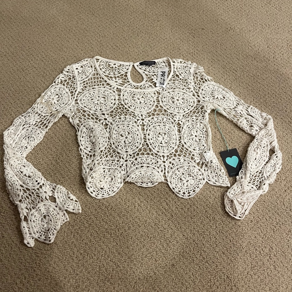 KENDALL & KYLIE CROCHET TOP